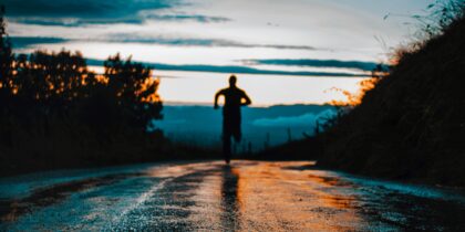 running_lucas-favre-jnoncffwrna-unsplash_banner